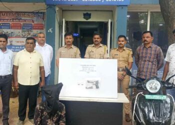 जळगावात गावठी कट्ट्यासह तरुण अटकेत; १.२२ लाखांचा मुद्देमाल जप्त