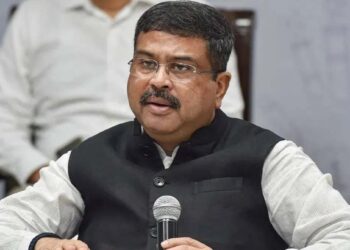 दिल्लीतील विद्यार्थ्यांच्या आंदोलनाला मोठे यश! केंद्रीय शिक्षणमंत्री धर्मेंद्र प्रधान यांचा राजीनामा