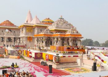 अयोध्येतील राम मंदिरातील चोरी प्रकरणात धक्कादायक खुलासा; दानपेटीतील चोरीचा पैसा थेट..