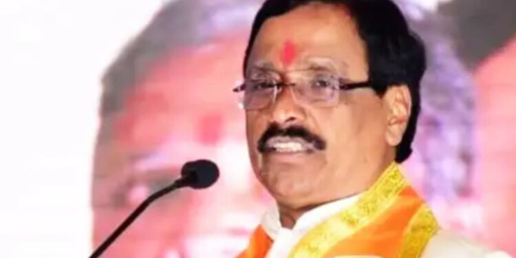 माजी खासदार विनायक राऊतांना कोर्टाचा मोठा झटका! कोणत्याही क्षणी अटकेची शक्यता