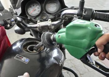 E20 इंधनावर केंद्र सरकारचा अत्यंत मोठा दावा..