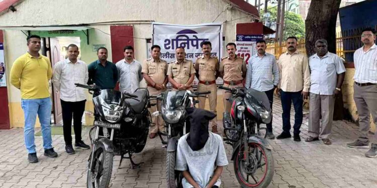 चोरीच्या तीन दुचाक्यांसह चोरटा पोलिसांच्या जाळ्यात
