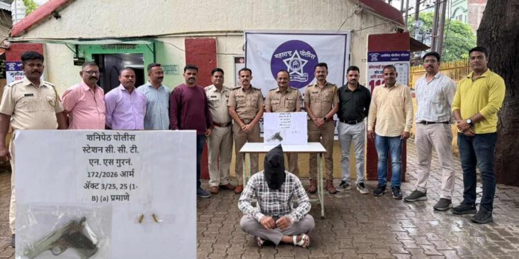 गुप्त बातमी अन् पोलिसांचा अचानक छापा! जळगावात गावठी पिस्तूल अन् २ जिवंत काडतुसांसह एकाला अटक