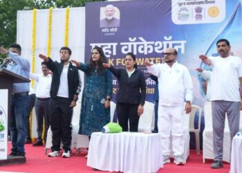 ‘महा वॉकेथॉन’ला जळगावकरांचा उत्स्फूर्त प्रतिसाद; जलसंधारणाची शपथ घेऊन जलसमृद्ध जिल्ह्याचा संकल्प