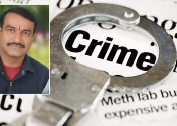 चाळीसगाव हादरले ! वारंवार होणाऱ्या त्रासाला कंटाळून पत्नी व अल्पवयीन मुलाकडून पतीची हत्या