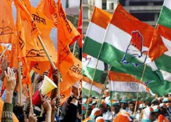 काँग्रेसला मोठा धक्का ! १९ नगरसेवकांचा शिवसेनेत प्रवेश