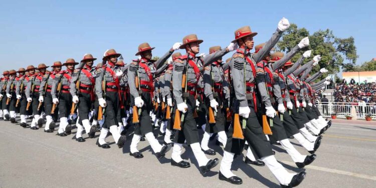 आसाम रायफल्समध्ये ३५० हून अधिक पदांसाठी भरती; १०वी, १२वी, ITI, डिप्लोमाधारकांसाठी मोठी संधी