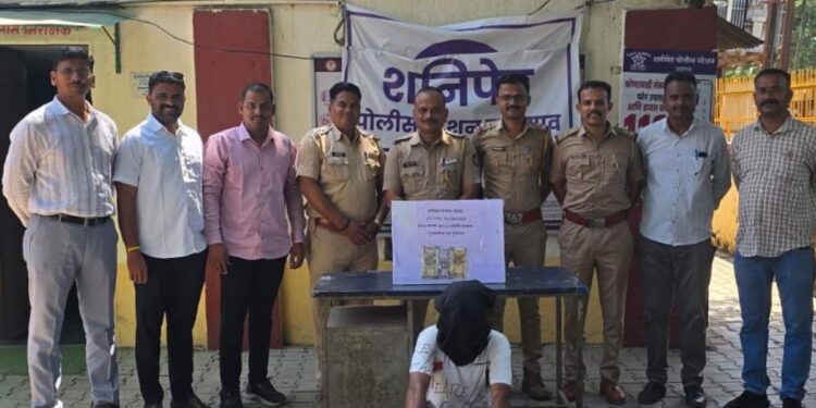 जळगावात मंदिराची दानपेटी लांबवणाऱ्या चोरट्यासह बालक ताब्यात ; साडेबारा हजाराची रोकड जप्त