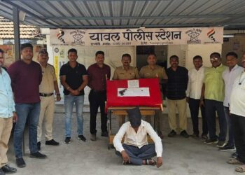 यावलमध्ये पोलिसांची मोठी कारवाई; कंबरेला देशी कट्टा खोचून फिरणारा तरुण जेरबंद!