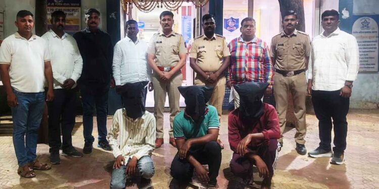 जळगावात उधारीवर पान-सिगारेट दिली नाही म्हणून कोयता, तलवारीने हल्ला; १२ तासांत आरोपी जेरबंद