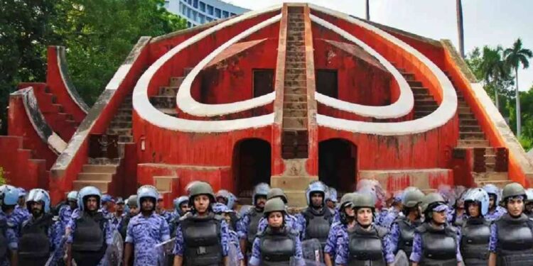 जंतर-मंतरवर आता आंदोलन करता येणार नाही? केंद्रीय गृहमंत्रालयाचा मोठा निर्णय