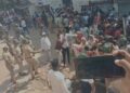 किनगावात RSS पथसंचलनाला विरोध; तुरळक दगडफेक, पोलिसांचा सौम्य लाठीचार्ज