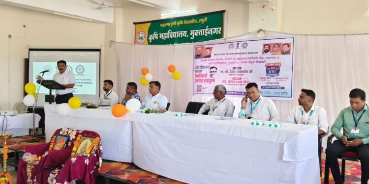 मुक्ताईनगरात रोजगार महाकुंभाला १५० हून अधिक युवकांचा उत्स्फूर्त प्रतिसाद