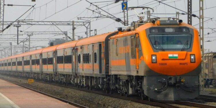 दिवाळीसाठी मुंबईतून सुटणार २४ विशेष रेल्वे गाड्या, भुसावळसह या स्थानकांवर थांबे?