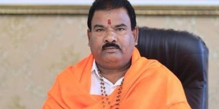 शेतकऱ्यांबाबतचे वादग्रस्त वक्तव्य भोवले! आमदार संजय गायकवाड यांच्यावर पक्षातून निलंबनाची कारवाई?